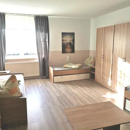 Boardinghouse Apartment *